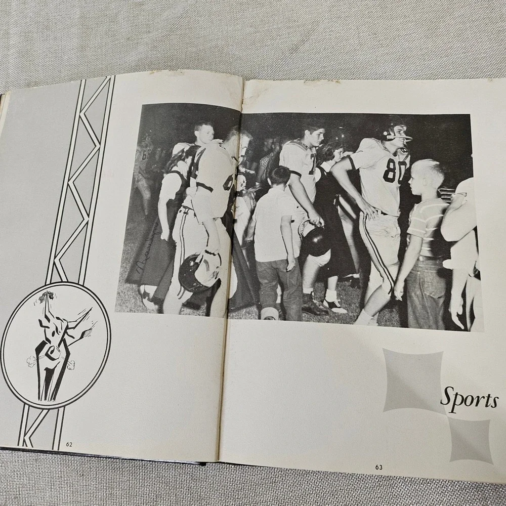 1958‎ El Rodeo Yearbook Big Spring Senior High School Volume 39 Lane Edwards